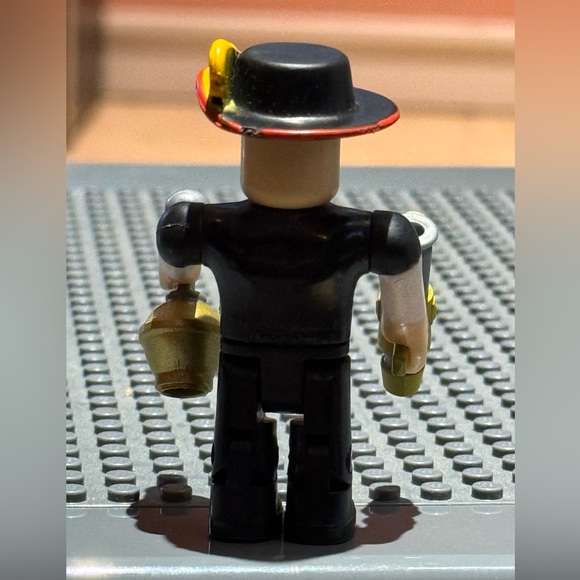 Roblox Seranok Action Figure - Picture 4 of 8